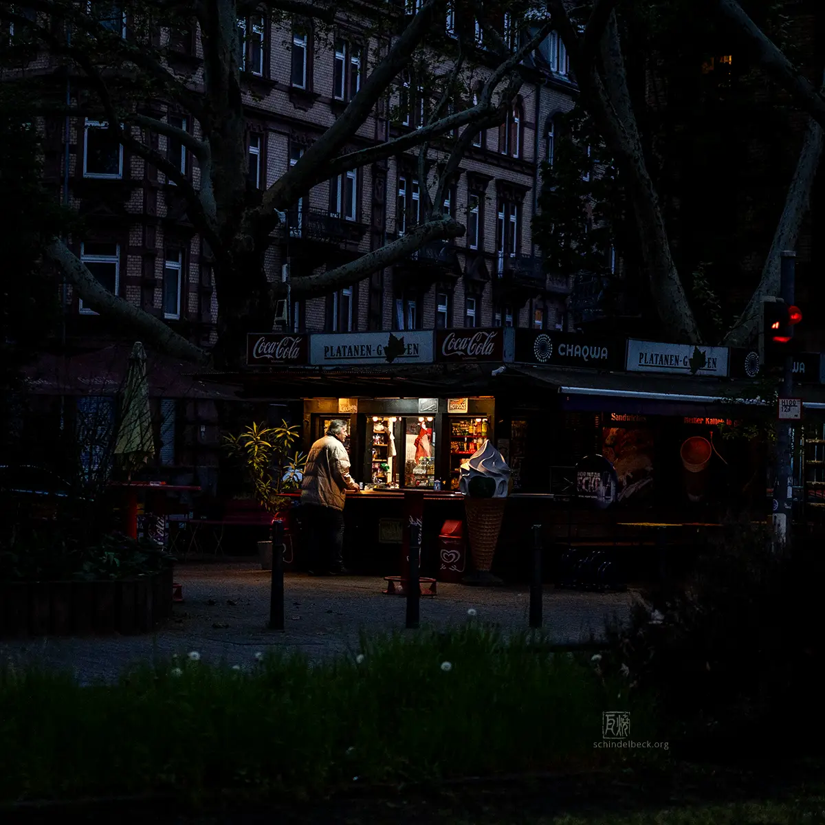 Imbiss in Mannheim am Abend - eine Fotoserie von Frank Schindelbeck Fotografie 2604