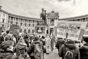 Corona Demo Wien 220108 - Photo: Schindelbeck